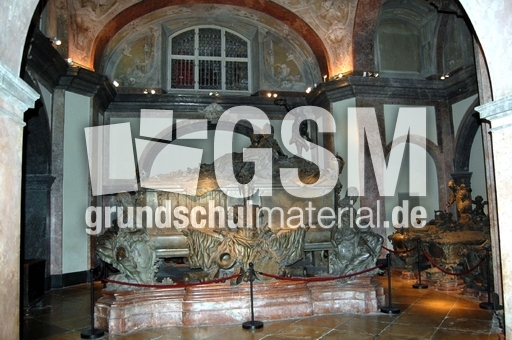 Kapuzinergruft_06_Doppelsakrophag_Maria Theresia und Franz Stephan von Lothringen.JPG